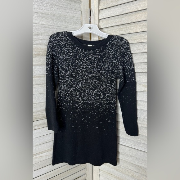 Cherokee Black Silver Dress. Great Condition. Size 4z sweater Material - Picture 1 of 6